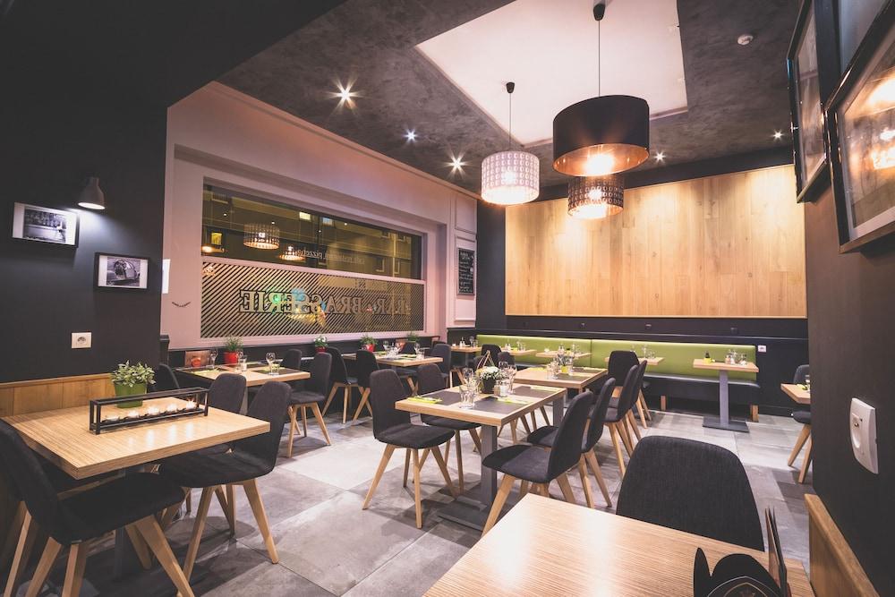 尚贝里中心艾拓酒店 外观 照片